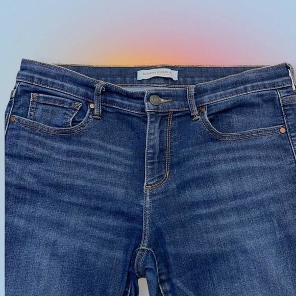 Banana Republic Denim - BANANA REPUBLIC Women’s 28 Straight Leg Blue Jeans